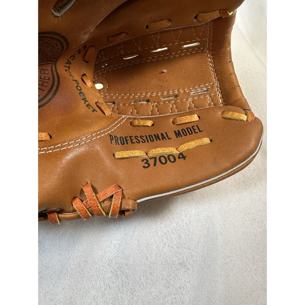 Windsor Professional Model 37004 Baseball Glove
